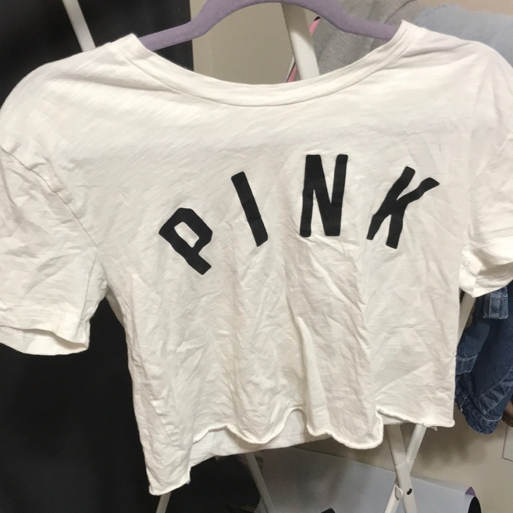 PRETTY CROP TOP